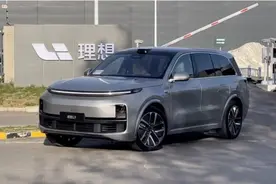 对标宝马X7、奔驰GLS！理想L9实车路试曝光：综合续航超1200公里图片