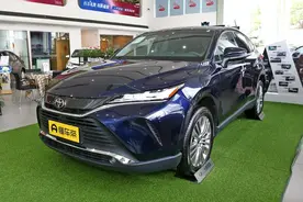 凌放是一款高级SUV，南宁广利一汽丰田颜值担当。图片