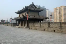 小说：小伙率军出征赶上暴雪，20万大军被困在江面上动弹不得图片