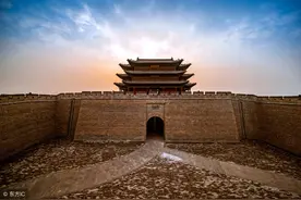 小说：穿越三国黄巾，前期用铁血手段整军，使之成为一支强军图片