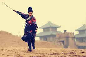 小说：两次都死在灭世反派手里，这任务这么糟心还要做？图片