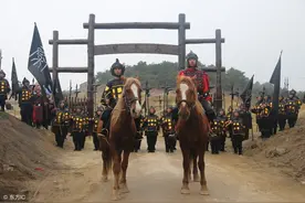 小说：他穿越成李世民的儿子，凭借前世知识被封神通，狂虐程咬金图片