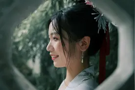 小说：胤禛的嫡福晋看不惯她受宠，在胤禛面前卖惨，根本不被理会图片