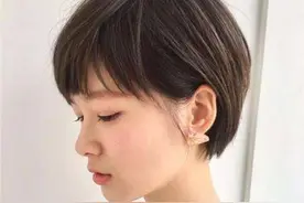 假小子突然转性穿起裙子，众人诧异：她原来还是个美人坯子图片