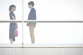 小说：睁眼发现自己回到了十年前，这次他能不能改变女儿的结局？图片