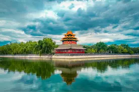 董卓的扰乱图片