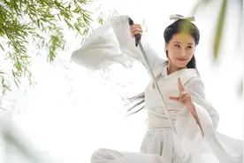 小说：这掌门是个骗子吧？天天啃黄瓜喝丝瓜汤······还不如乞讨呢图片