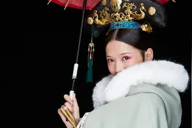 小说：赏花宴上，侯门千金与绿茶千金对诗，对方竟无言以对图片