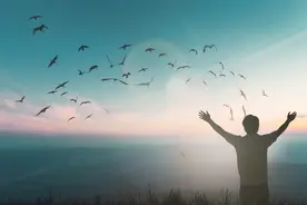 在平凡中追求卓越图片
