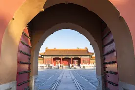 小说：皇后娘娘一句话，就让她再次受宠，她顿时服气了对方图片