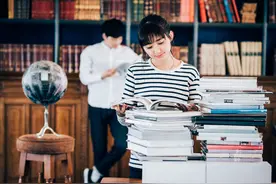 小说：诡异入侵现实世界，而成为诡异的我，却被拦在了地府！图片