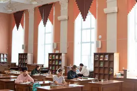 “老马识途”放在现代还适用吗？不向年轻人学习，可能会迷路图片