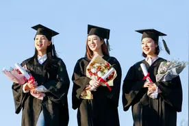 小说：她们在我这里不可以的做的事，你可以图片