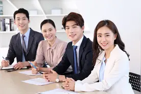公司聚餐中，假如你不会喝酒，你该怎么说图片