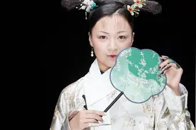 小说：他强娶豪夺了皇后，最后只剩下一个人追思……图片
