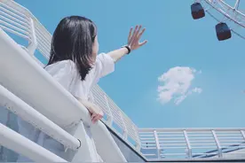 序曲图片