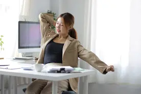 五　脊柱亚健康人群与保健练功图片