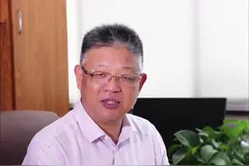 半夜收到领导的信息，应该立刻回复吗？可参考这三点视频封面