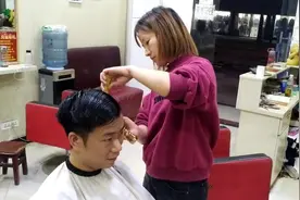 终于忙完节假日了，明天全店放假一天，晚上把发型整理一下视频封面