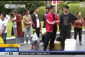 温暖多一度！捐衣赠物，志愿者助力弱势群体温暖过冬视频封面