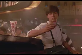 刘德华《群龙夺宝》1988刘德华与关之琳浴缸湿身戏水，画面太美了视频封面