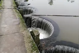 武胜县街子镇张家滩，小桥流水如诗如画赛江南的美景不容错过。视频封面