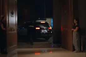 王嘉尔《DWAY!》MV来了，展示了不同面的嘎嘎，烟嗓也太迷人了！视频封面