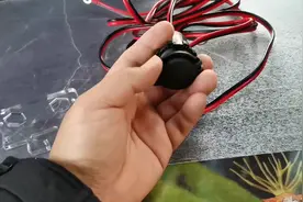 东北小伙房车内多一个常电点烟器能作些什么呢？视频封面