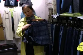 腿短的女人怎么穿？今年流行这款百褶格子裙，高挑显腿长视频封面