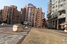 上海日本人聚居区，建筑都很有特色，到处是日文广告牌视频封面