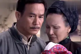 影视：男子在河边喝水，捡到一个婴儿，不料竟是自己的亲生骨肉视频封面
