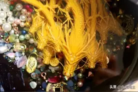 这是遮天九龙拉棺的九龙，可不是九马拉棺那种。琥珀绘九龙巢穴图片