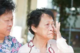 58岁老人出轨三位舞伴，老伴却不以为然：再不疯狂我们就老了图片