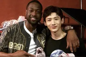 白敬亭代言安踏！曾穿李宁篮球鞋，人气超高，但他懂篮球么？图片