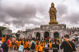 普陀山供佛之始源于此，33米高观音圣像是地标，紫竹林禅意悠悠图片