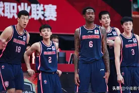 真情义！马尚受伤后放声大哭，杜锋点名朱芳雨续约他图片