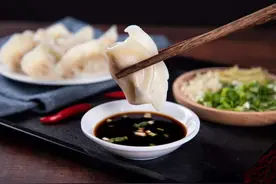 农村流传一句“好吃不过饺子”，它的下句是什么？许多人被带偏了图片