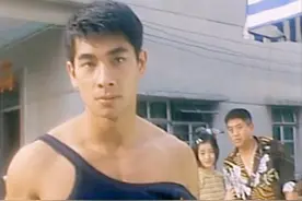 25年前，赵文卓离开徐克，颠覆拍赌片，可惜没能复制李连杰的成功图片