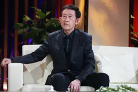 超强逆袭！河南老教授：高考2次失利，61岁首登央视，红遍全国！图片