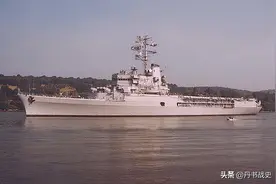 法国圣女贞德号直升机巡洋舰，功能丰富的大型水面战舰图片