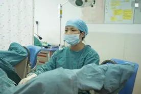 分娩时产妇“开十指”究竟是多大？一张图直观显示，心疼女性图片