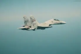 委内瑞拉最强战斗机部队出动演练 空射反舰导弹击沉巨轮视频封面