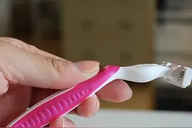 女性私密部位的毛发可以修剪吗？看完这些危害，你或许就明白了！图片