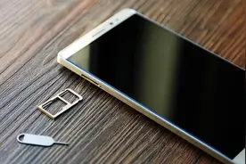 64G储存不够用？删掉这两个软件，立马腾出6G空间图片