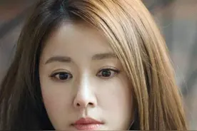 林心如，春晚上让谢霆锋牵手出场的美女图片