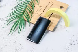 平价5G旗舰手机——iQOO Pro 5G版，带来不一样游戏体验图片