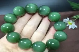 一个女人的自白：世间万物，我独爱玉图片