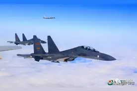 中国军队深夜警告，这两句话分量很重图片