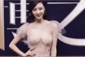 陈雅婷的“透视装”，怪不得王思聪这么爱，这身材是真的服了图片