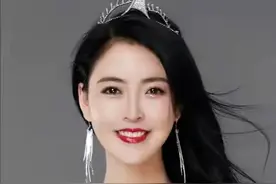 美女模特：吴丹图片